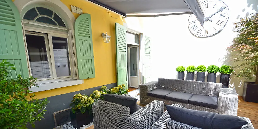 Le Jardin De Rochegrosse Bed & Breakfast Paris